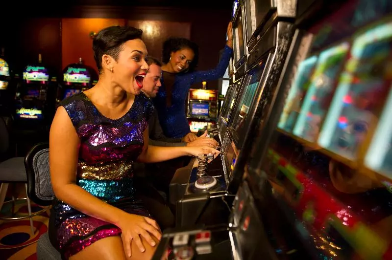 Trupial Hotel & Casino