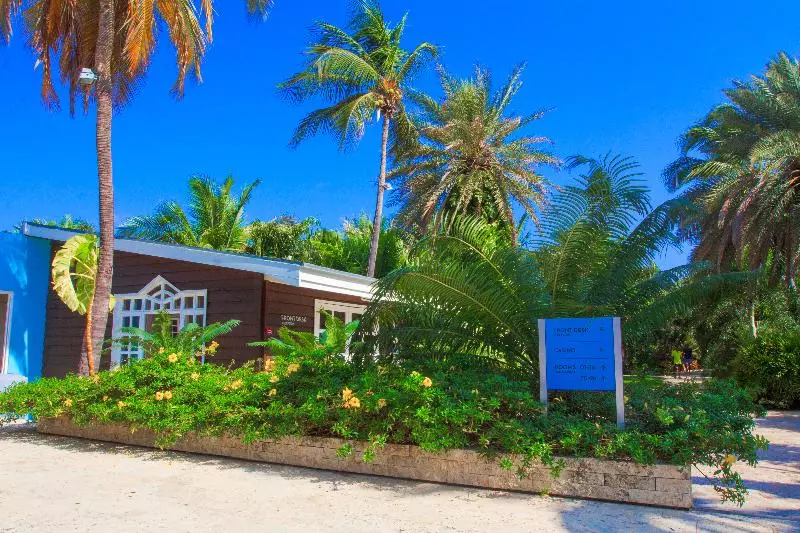 Trupial Hotel & Casino