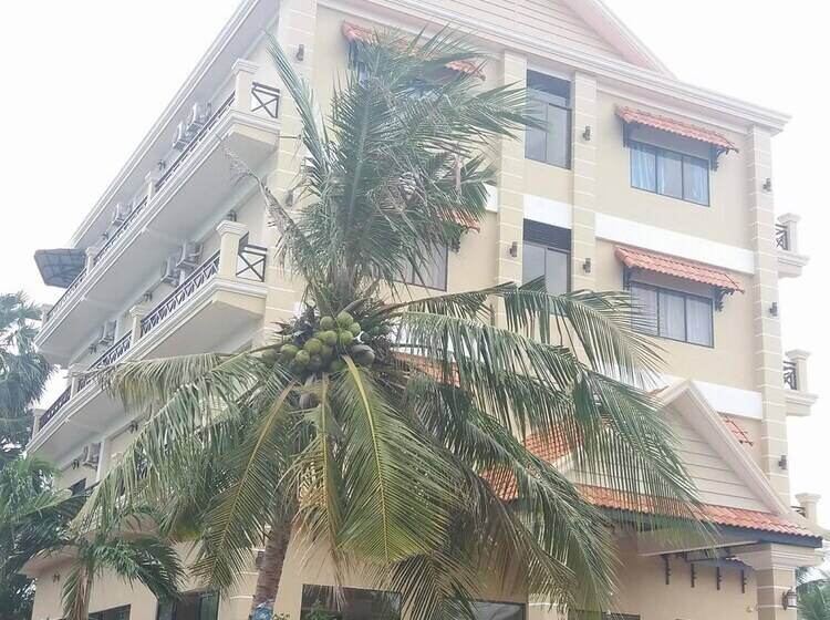 Blue Diamond Guest House   Hostel