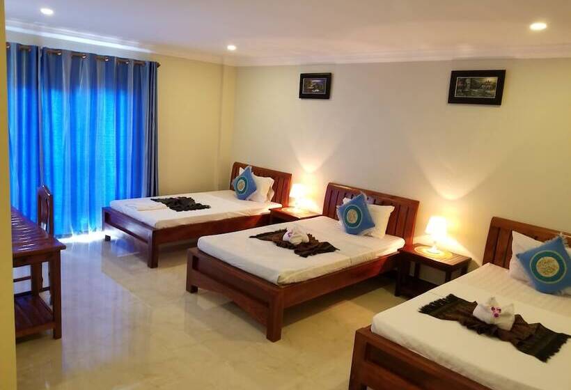 Blue Diamond Guest House   Hostel