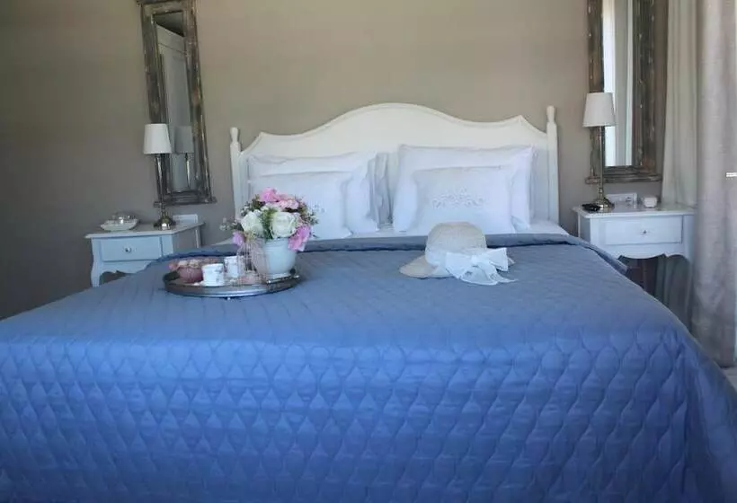 Eritrina Otel