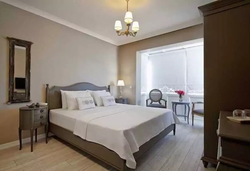 Eritrina Otel