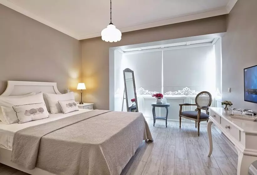 Eritrina Otel
