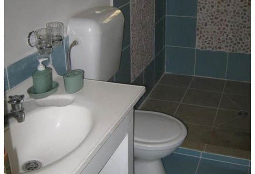 Golden Palms Retreat