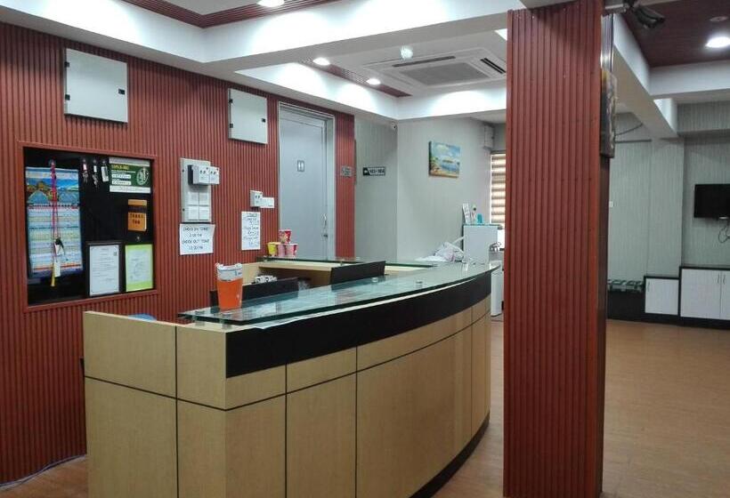 فندق Bintang Square