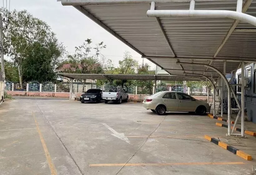 هتل Chonlapruk Lakeside