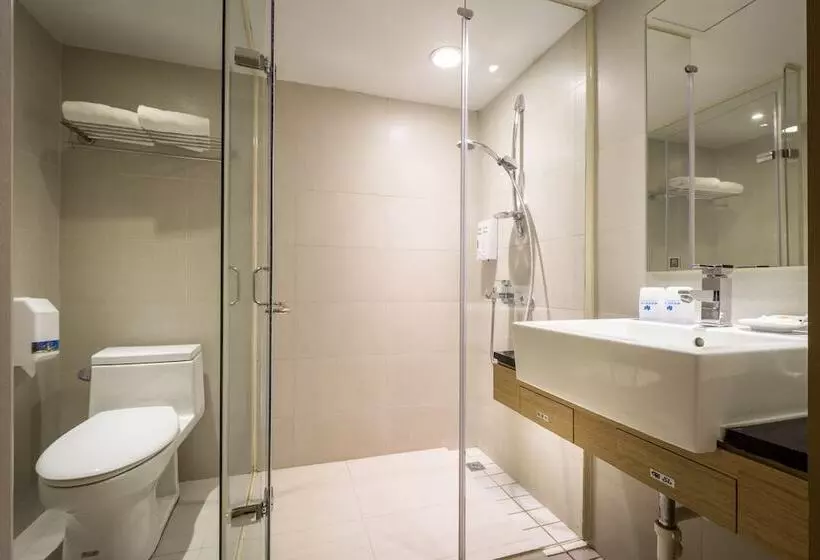 هتل Country Garden