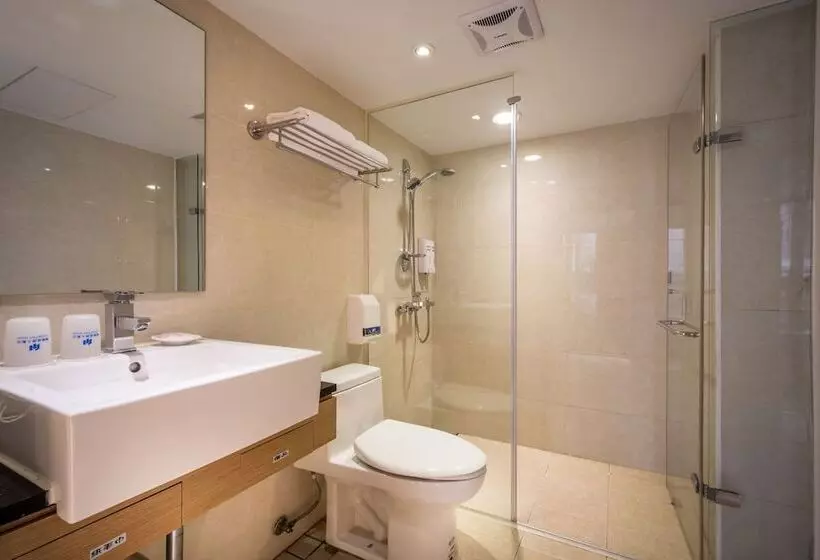 هتل Country Garden