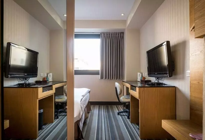 هتل Country Garden