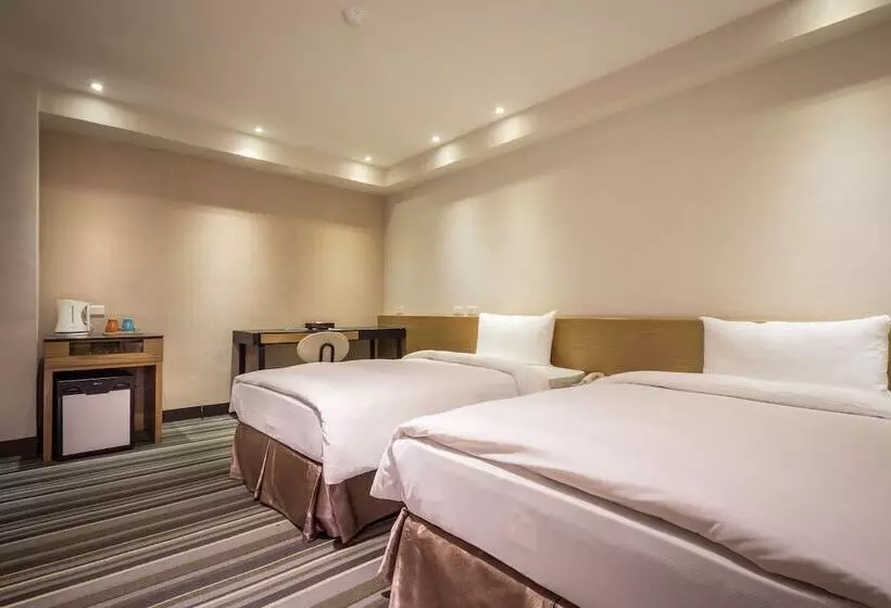 هتل Country Garden