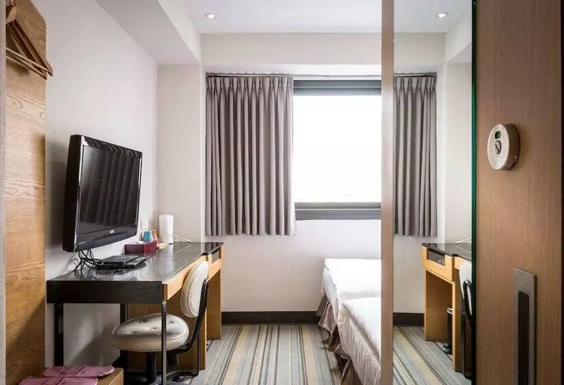 هتل Country Garden