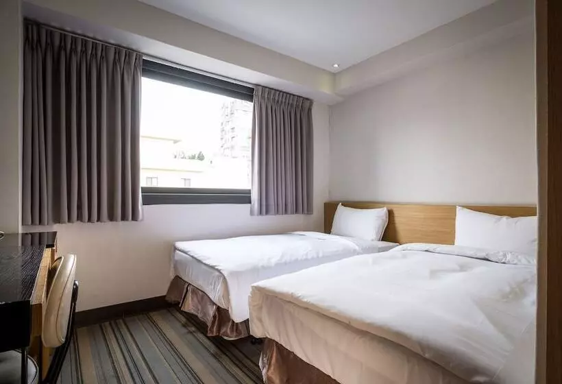 هتل Country Garden