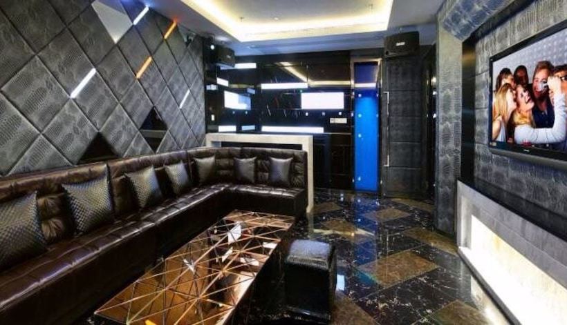 فندق Estay Apartment Gold Coast Shishi