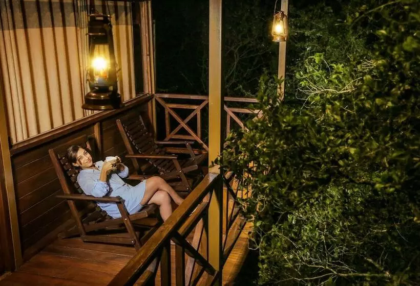 Hotelli Leopard Nest   Glamping In Yala