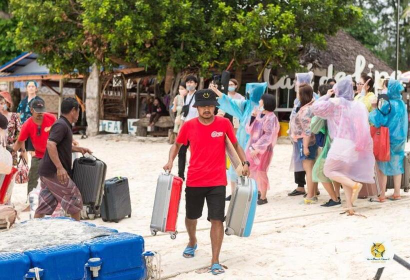 호텔 Varin Beach Resort