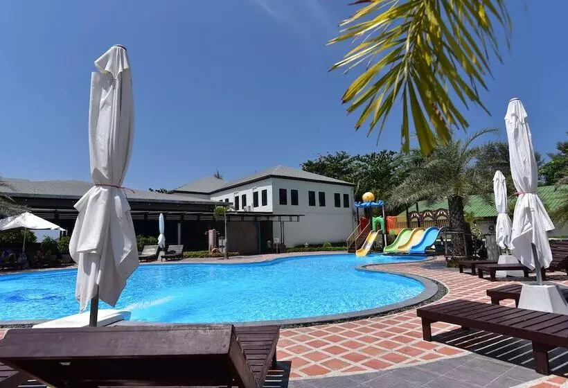 ホテル Varin Beach Resort