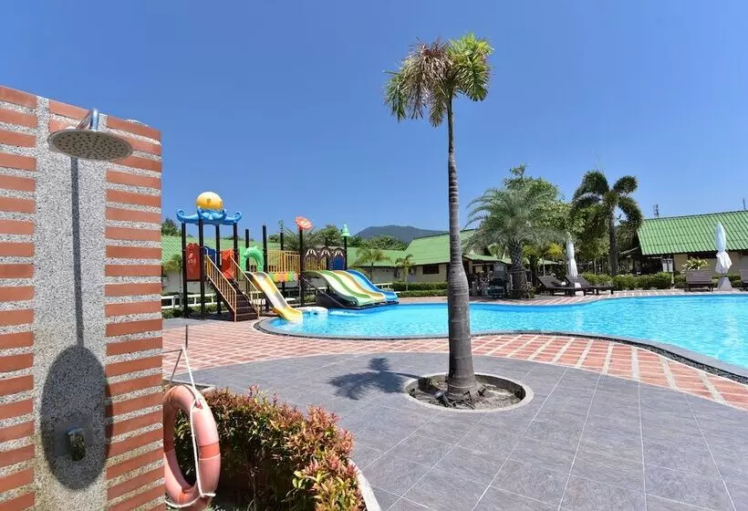 ホテル Varin Beach Resort