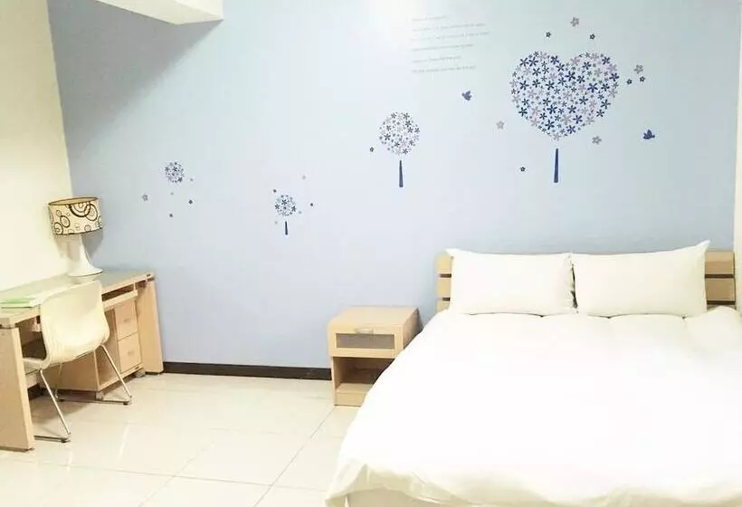 پانسیون Canvsa Corner