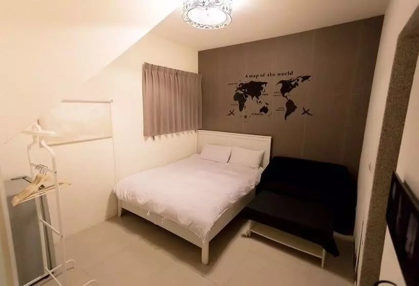 پانسیون Fengjia Line Stack