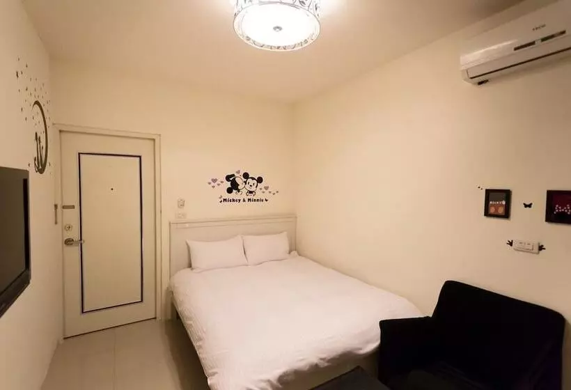 پانسیون Fengjia Line Stack