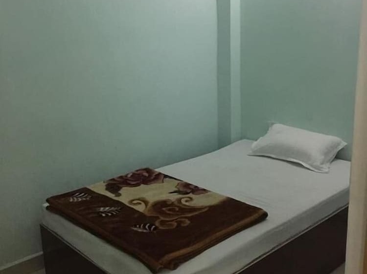 پانسیون Vistara Home Stay