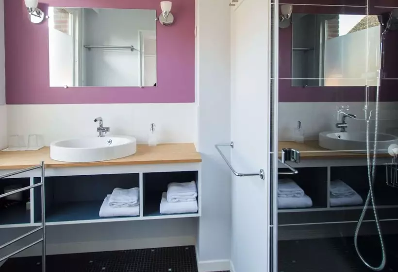 تختخواب و صبحانه La Belle Monsoise