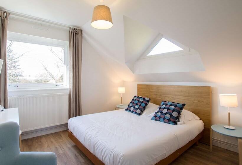 تختخواب و صبحانه La Belle Monsoise