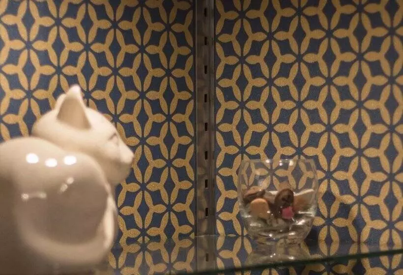 تختخواب و صبحانه La Belle Monsoise