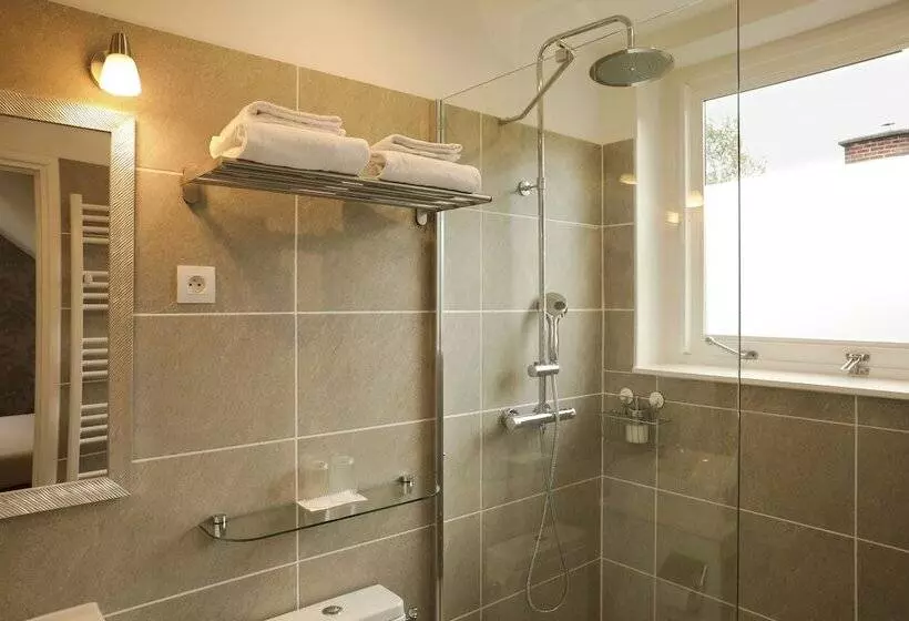 تختخواب و صبحانه La Belle Monsoise