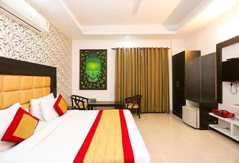 Callista Inn Golf Course Road