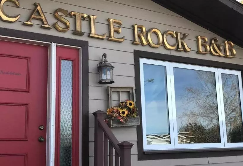 ベッドアンドブレックファースト Castle Rock Bnb