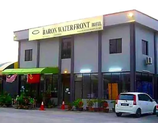 Hotelli Baron Waterfront