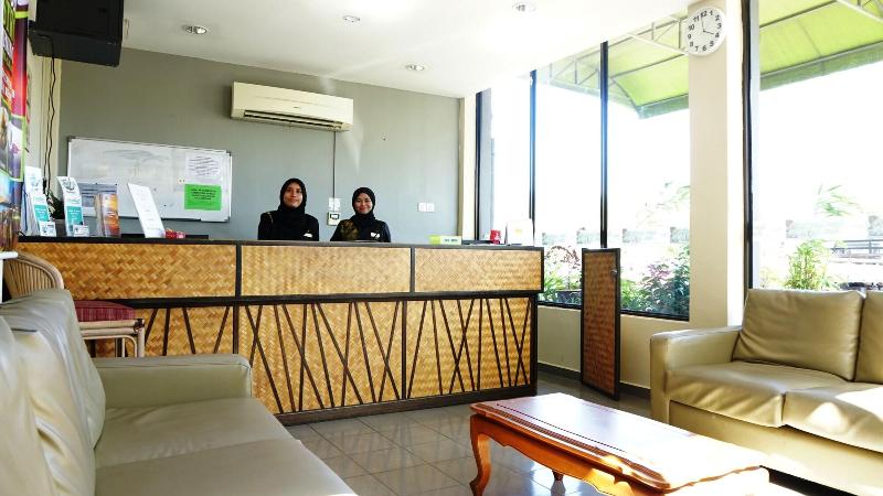 ホテル Baron Waterfront