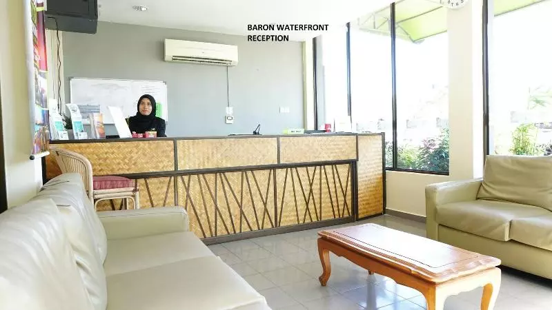 Hotelli Baron Waterfront