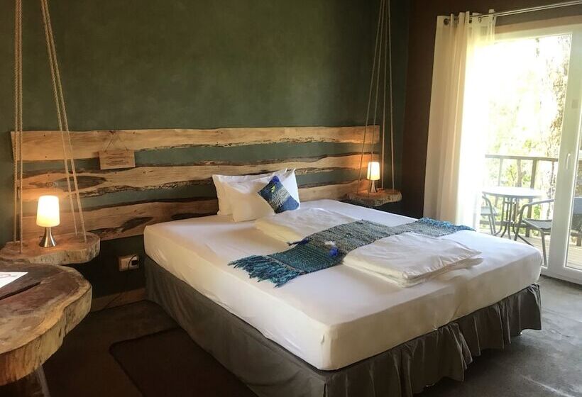 هتل Elementos Eco Lodge