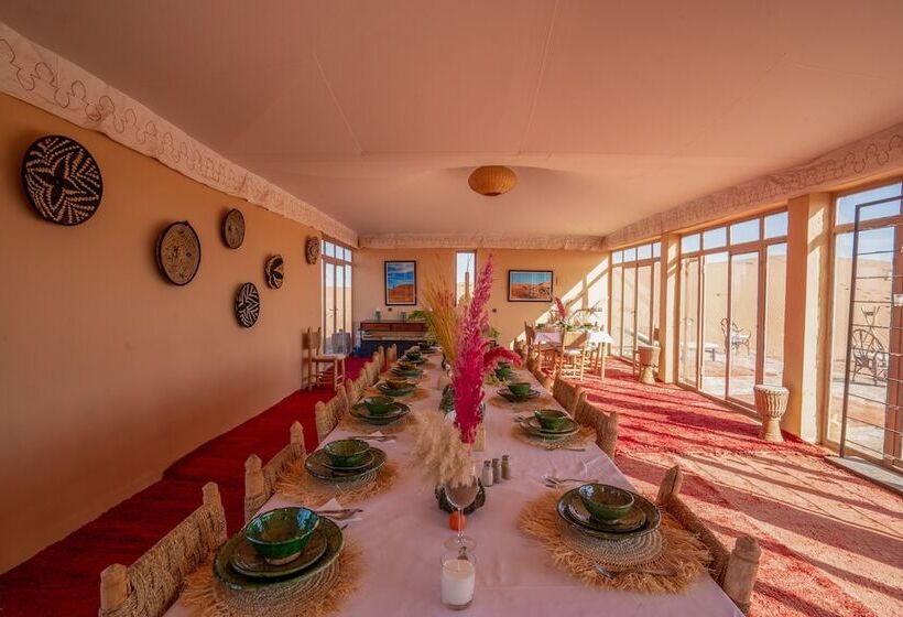 فندق Erg Chegaga Desert Luxury Camp