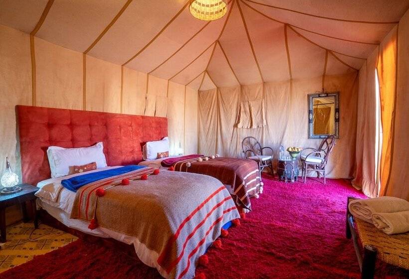 فندق Erg Chegaga Desert Luxury Camp