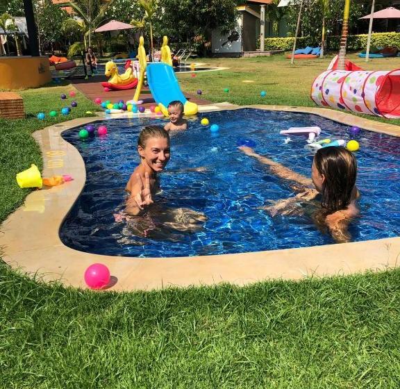 Szálloda Jazz U Garden Resort