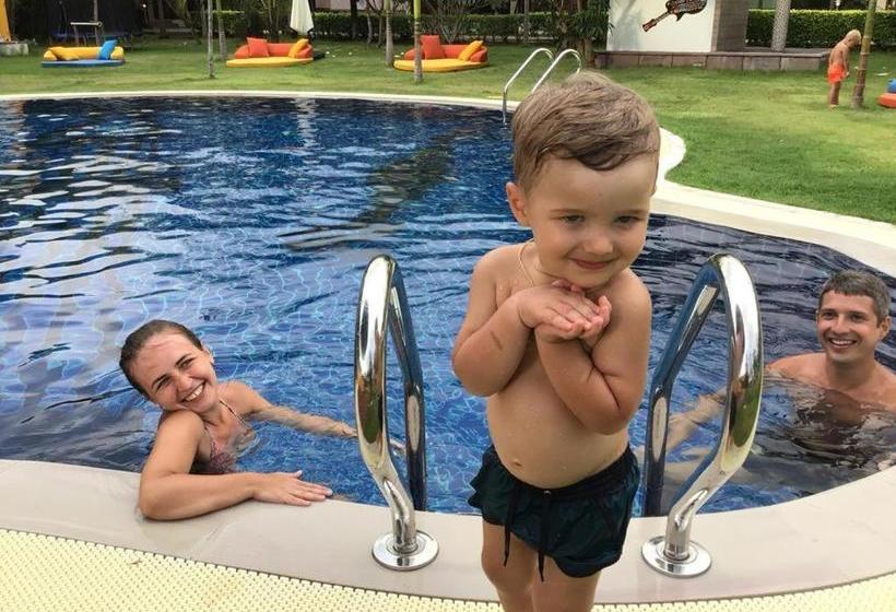 Szálloda Jazz U Garden Resort