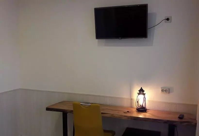 هتل Nikolsky Red Square