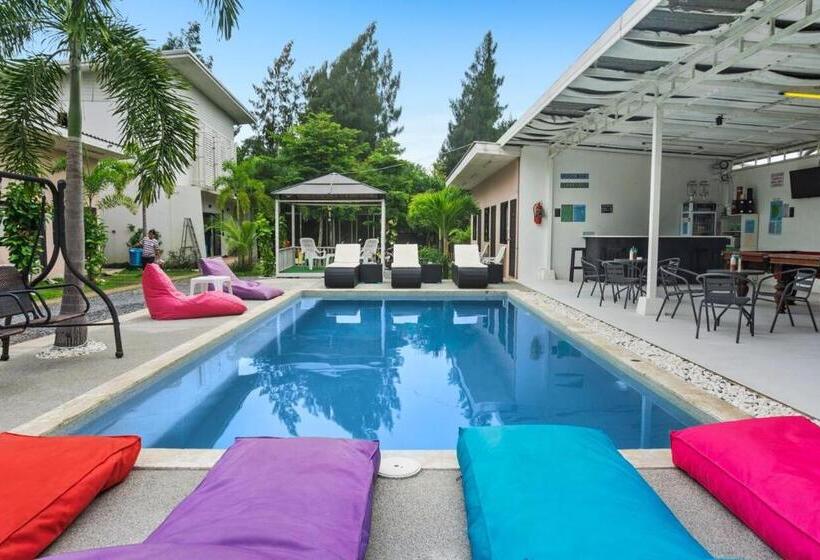 هتل Samui Backpacker