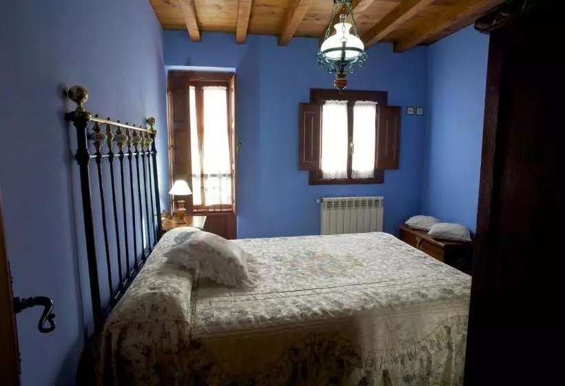 La Casona De Pravia