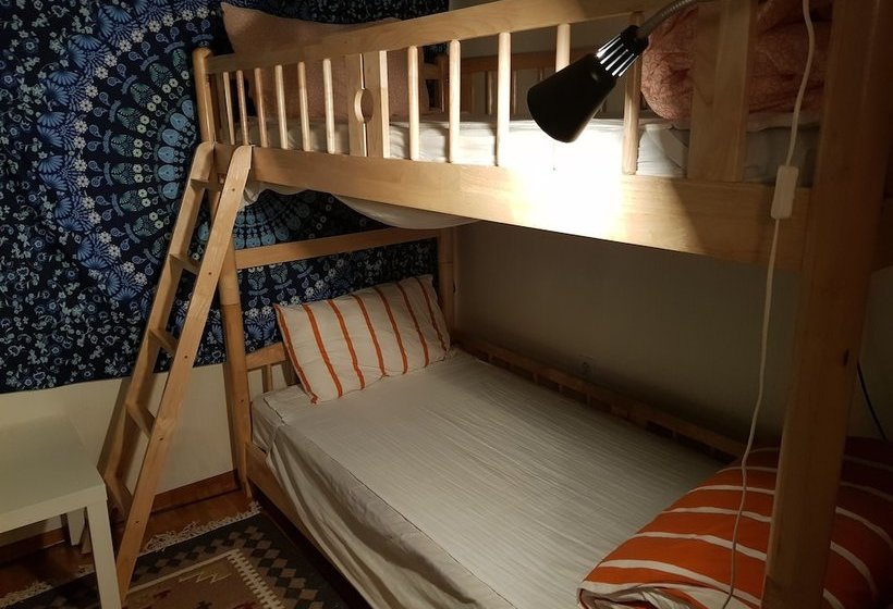 펜션 Jinho S Black Whale Guesthouse & Bar