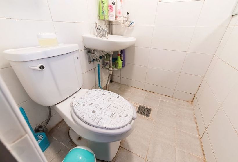 펜션 Jinho S Black Whale Guesthouse & Bar