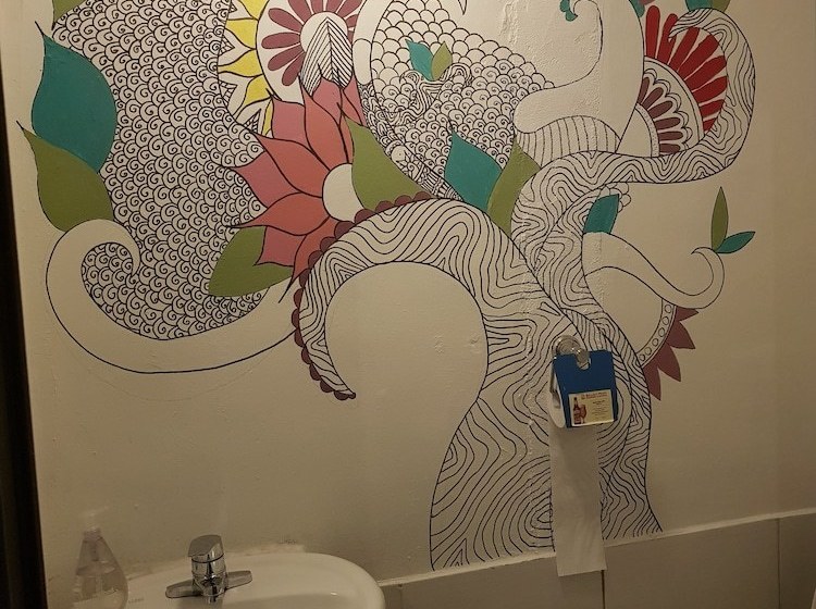 펜션 Jinho S Black Whale Guesthouse & Bar