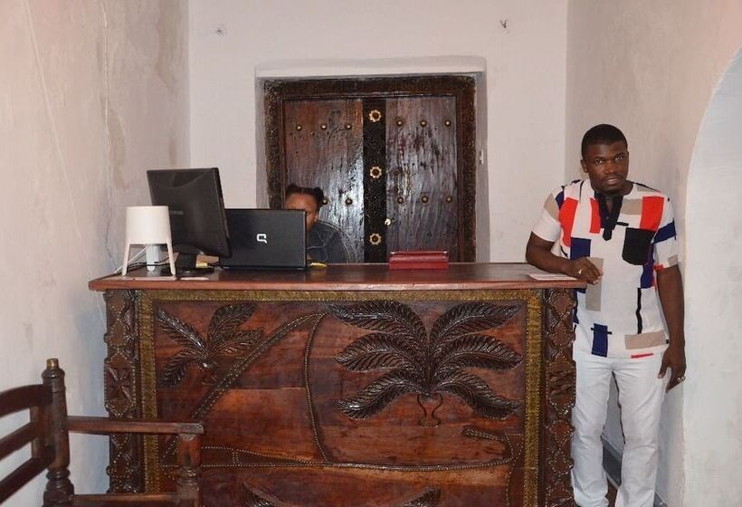 Zanzibar Hostel