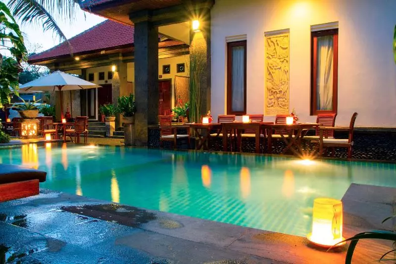 تختخواب و صبحانه Kubu Garden Suites & Villas Nusa Dua