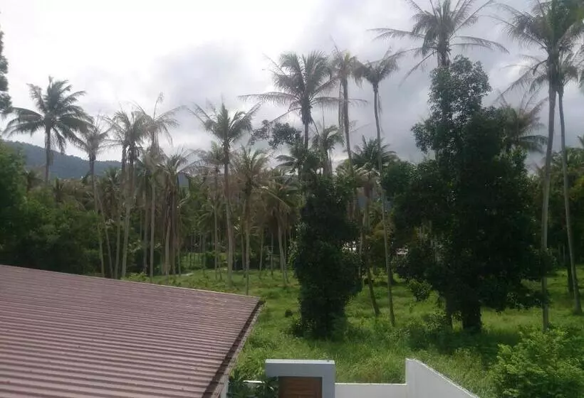 Chuan Chom Villas