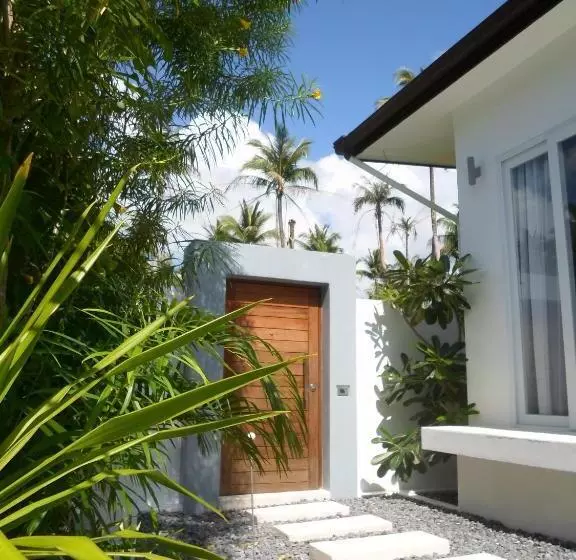 Chuan Chom Villas