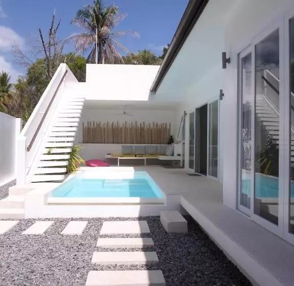 Chuan Chom Villas